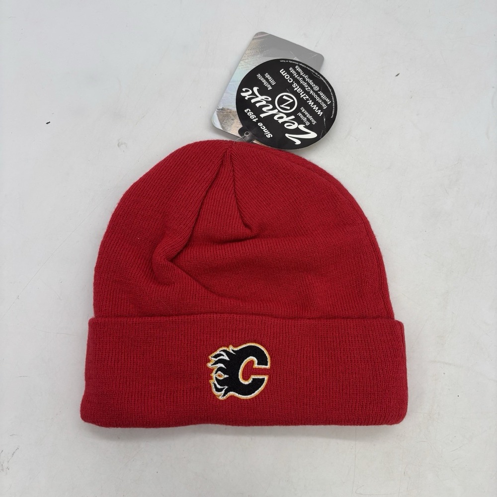 Calgary Flames Beanie Hat OSFA Embroidered Red Team Logo Cuffed Knit Zephyr NWT